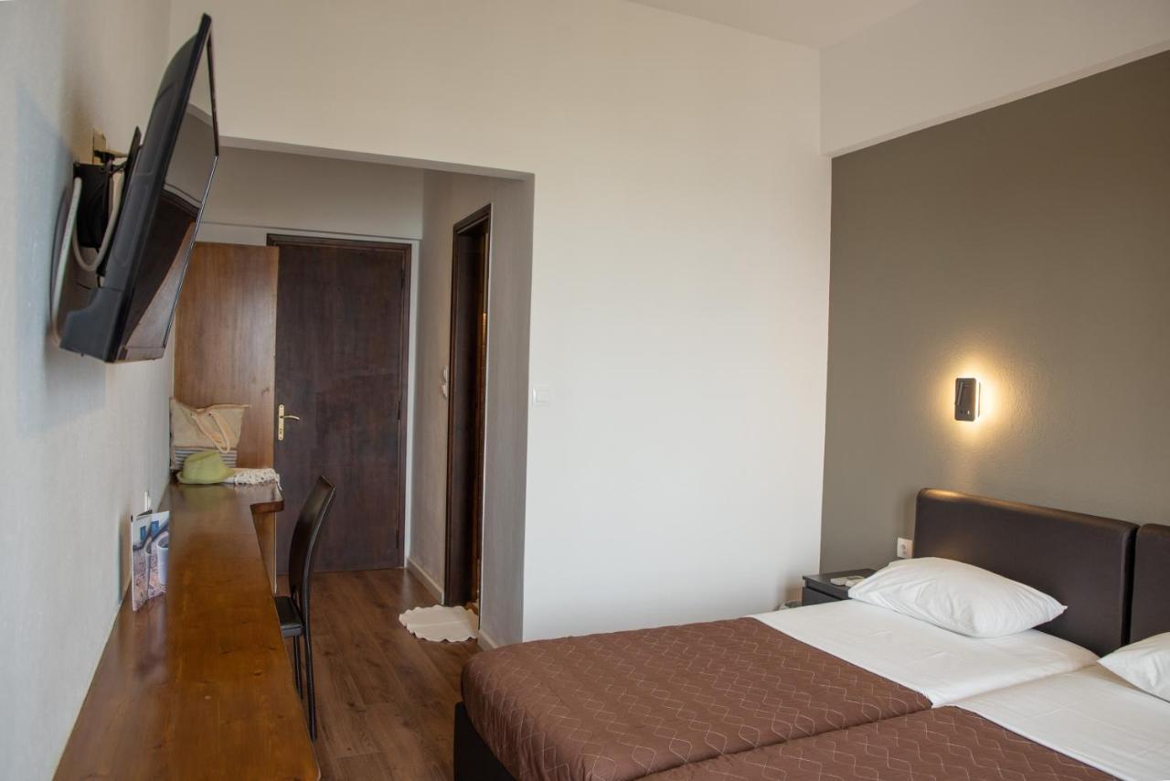 Hotel Cleopatra Хорефто Экстерьер фото