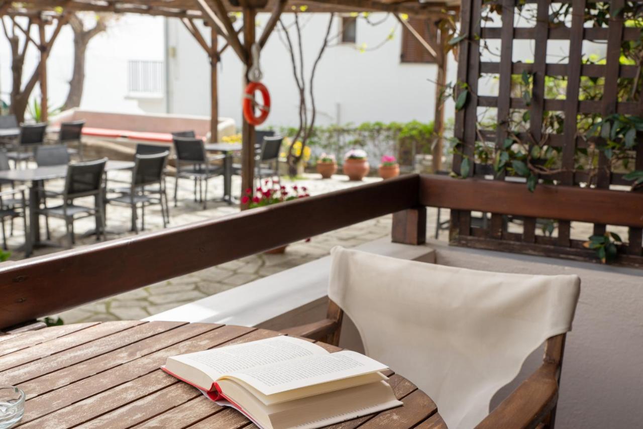 Hotel Cleopatra Хорефто Экстерьер фото