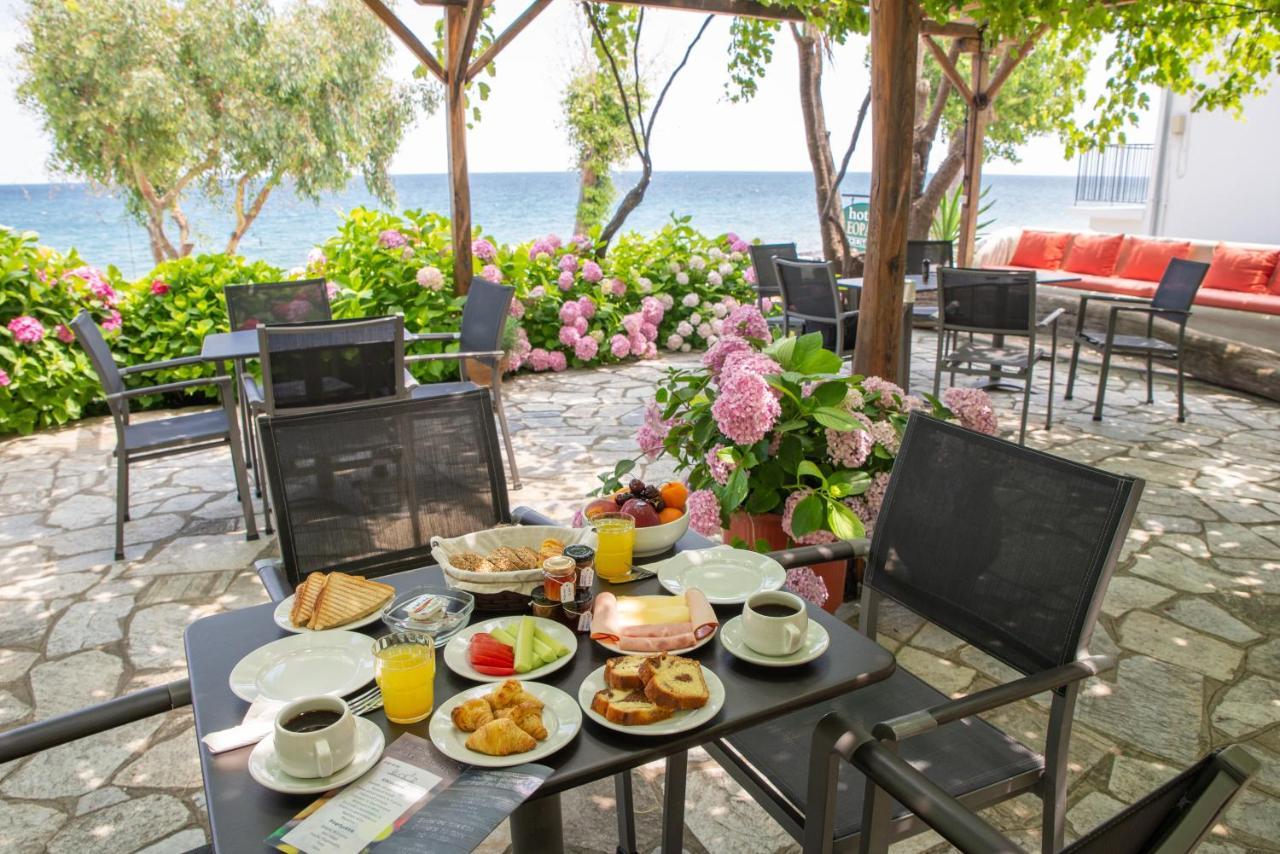 Hotel Cleopatra Хорефто Экстерьер фото